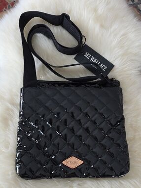 Gorgeous NWT MZ Wallace Black Lacquer Metro Flat Xbody Bag 🖤🖤🖤